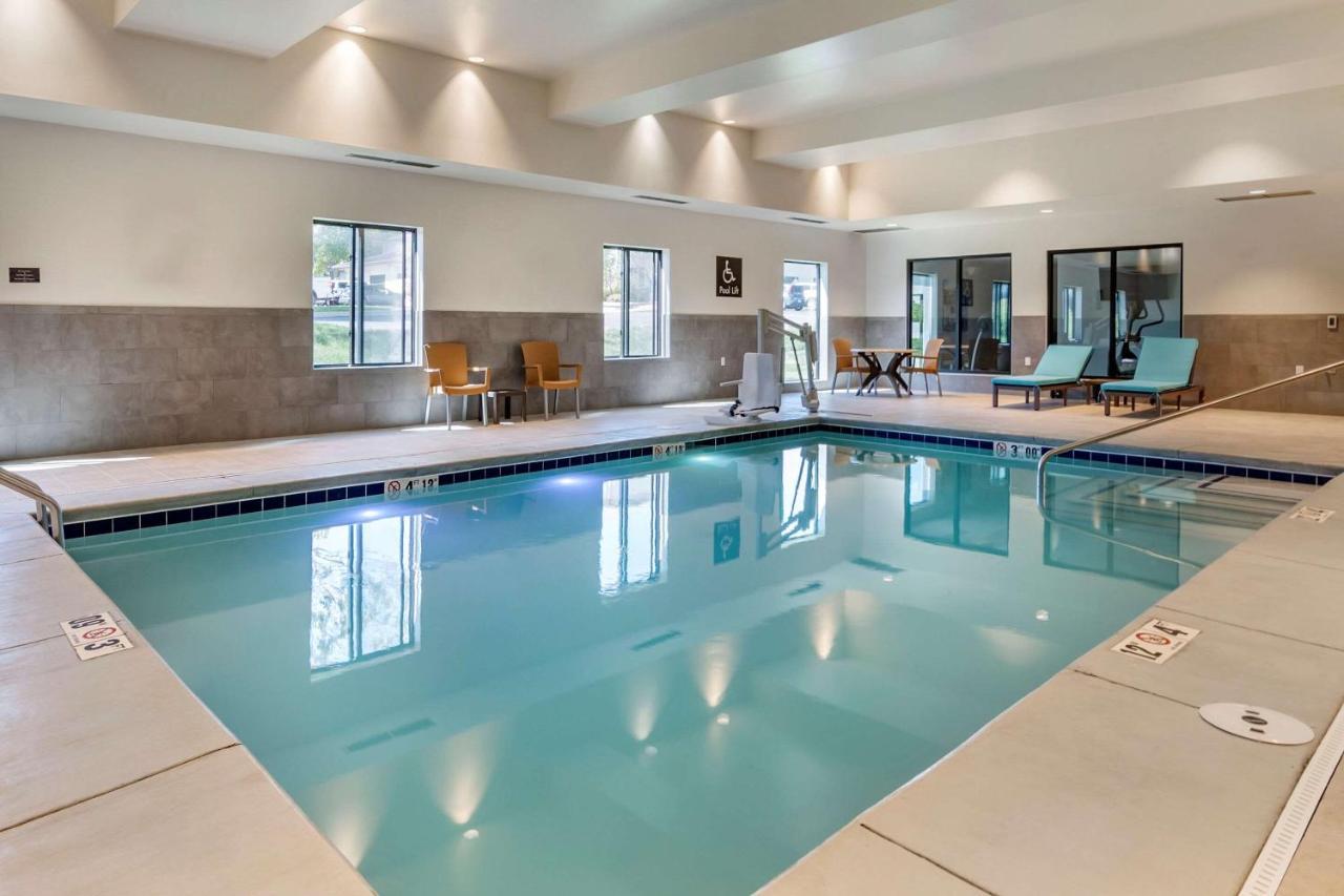 Comfort Suites Grandview - Kansas City 外观 照片
